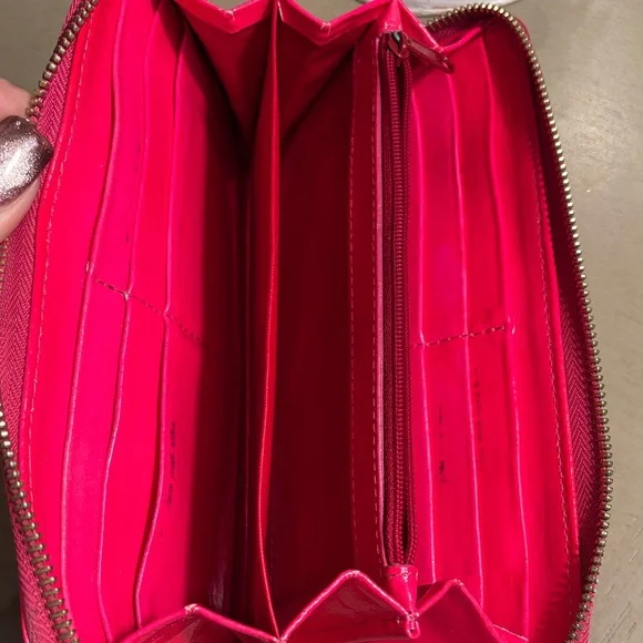 Dooney & Bourke Pink Wallet minor call pen mark inside and one the back - Picture 4 of 5